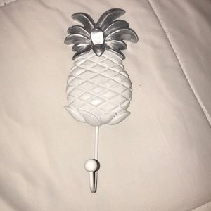 CUTE PINEAPPLE COAT HANGER